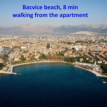 Fabula - W Balcony 4 Min Walk To *
