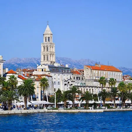 Apartment Fabula - W Balcony 4 Min Walk To Split