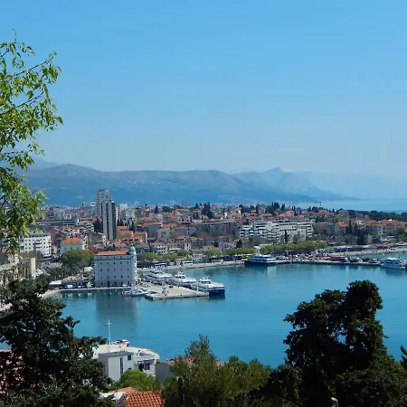 Apartment Fabula - W Balcony 4 Min Walk To Split