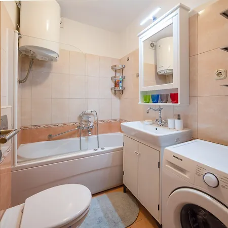 公寓 Fabula - W Balcony 4 Min Walk To